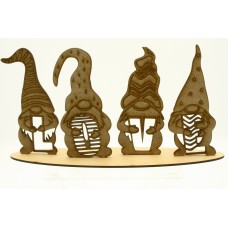 Standing Love Gnomes 